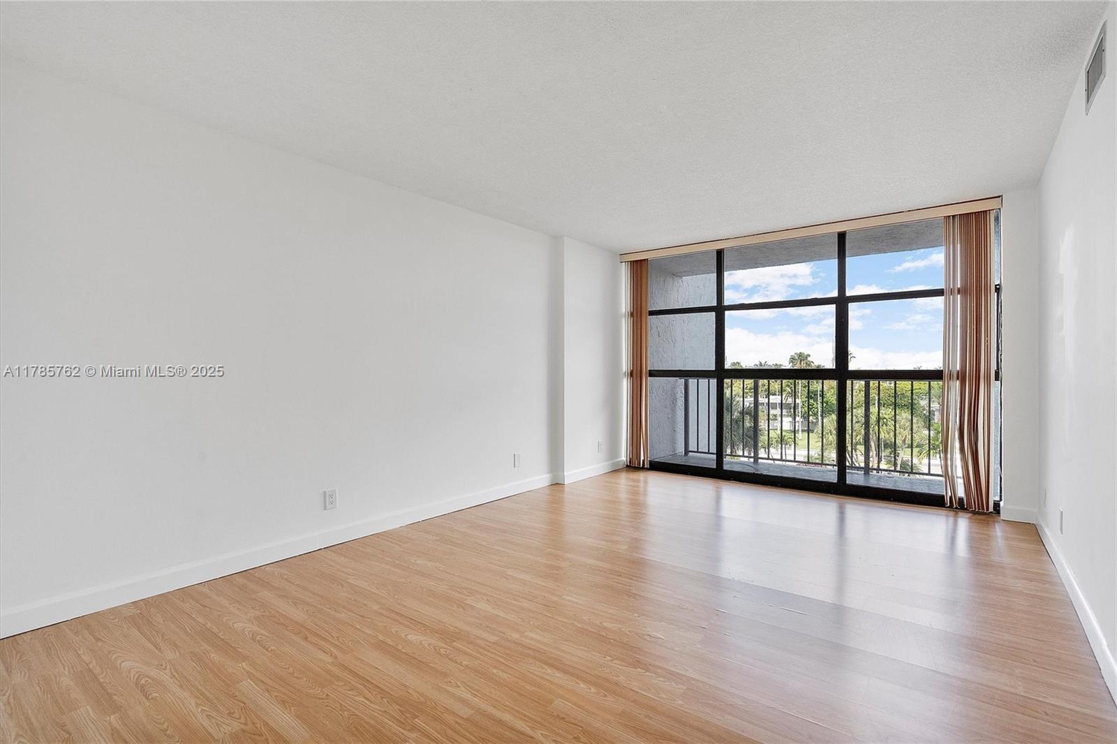TOWERS OF OCEANVIEW SOUTH - Residential