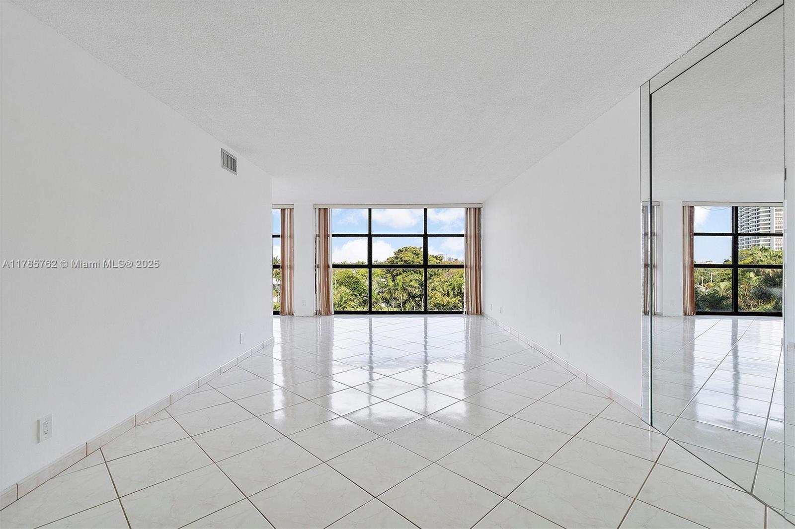 TOWERS OF OCEANVIEW SOUTH - Residential
