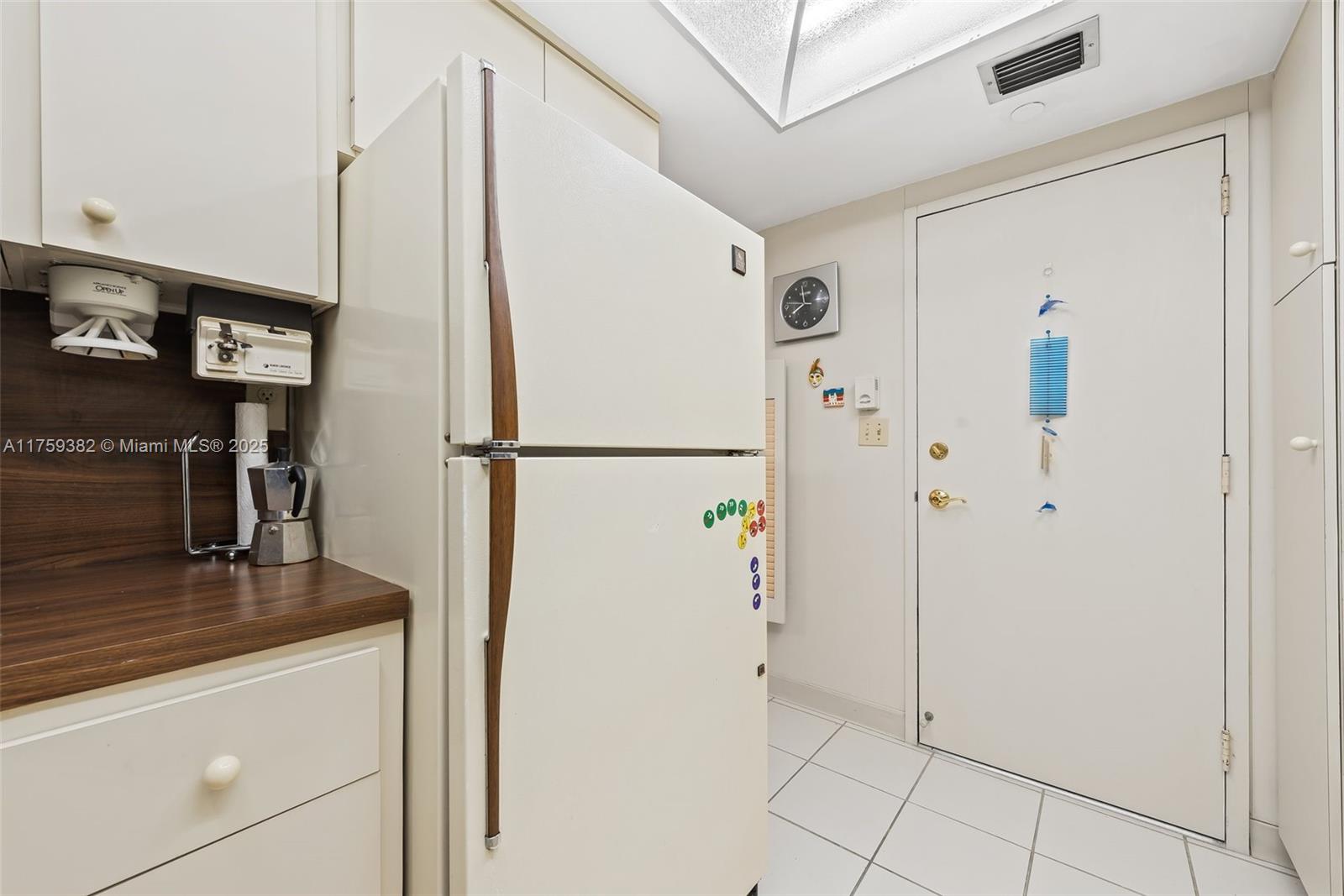 OCEAN SUMMIT CONDO - Residential