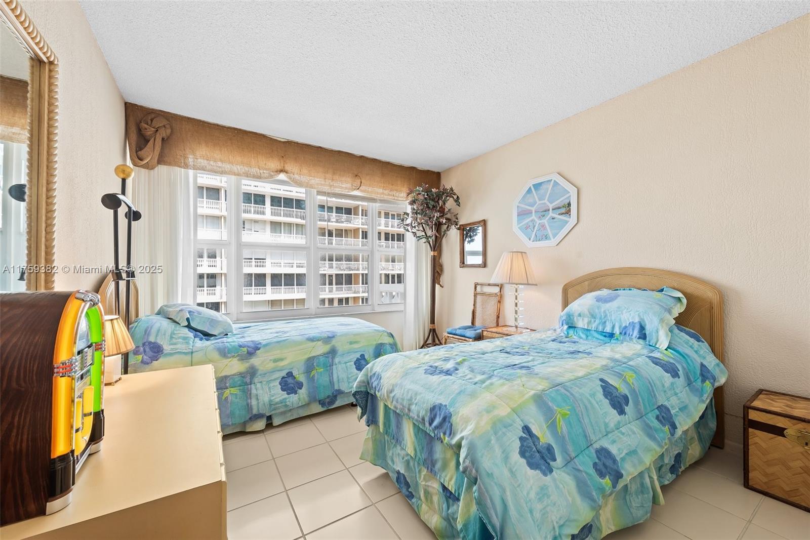 OCEAN SUMMIT CONDO - Residential
