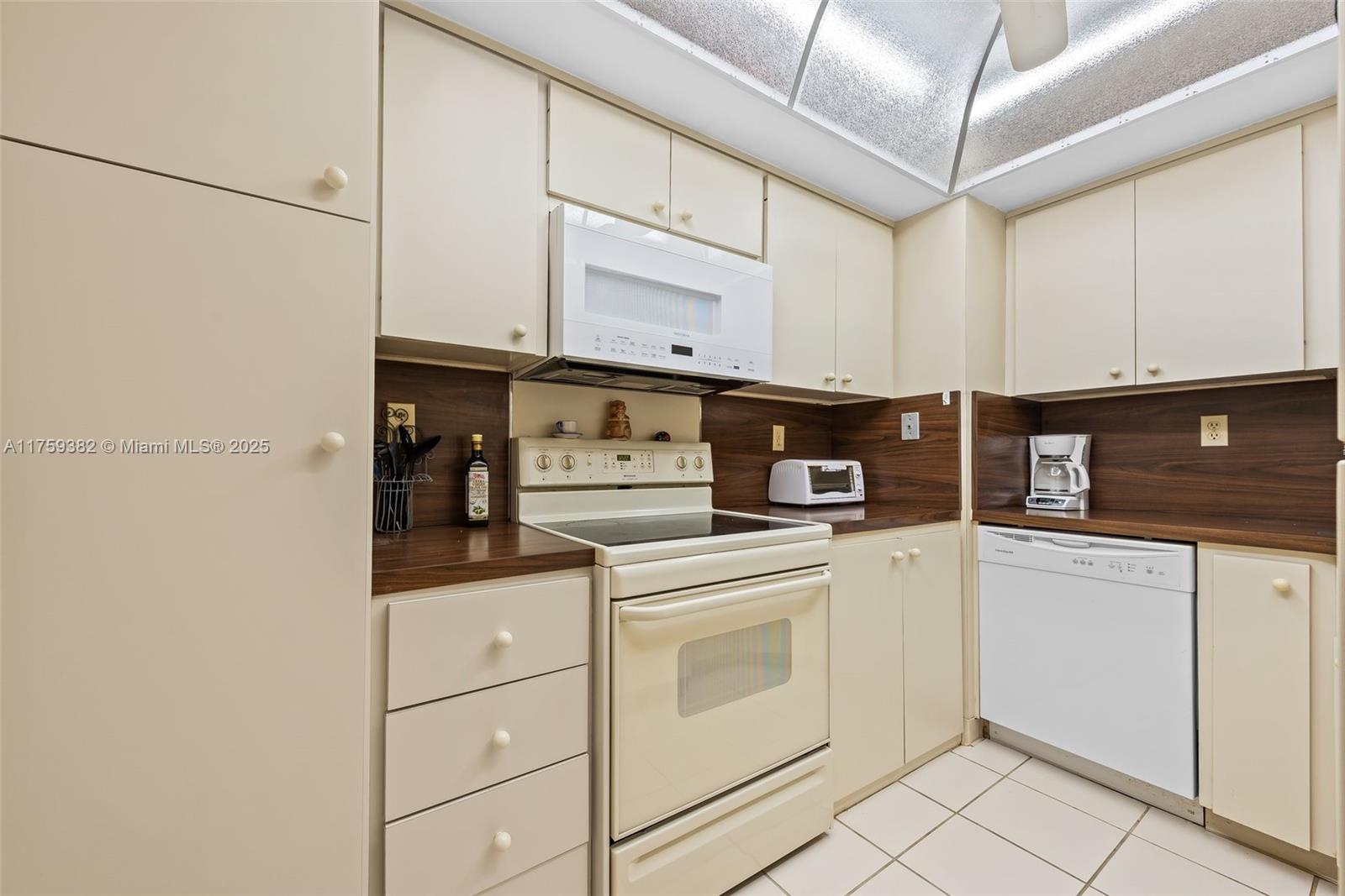 OCEAN SUMMIT CONDO - Residential