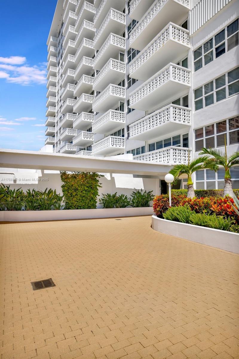OCEAN SUMMIT CONDO - Residential