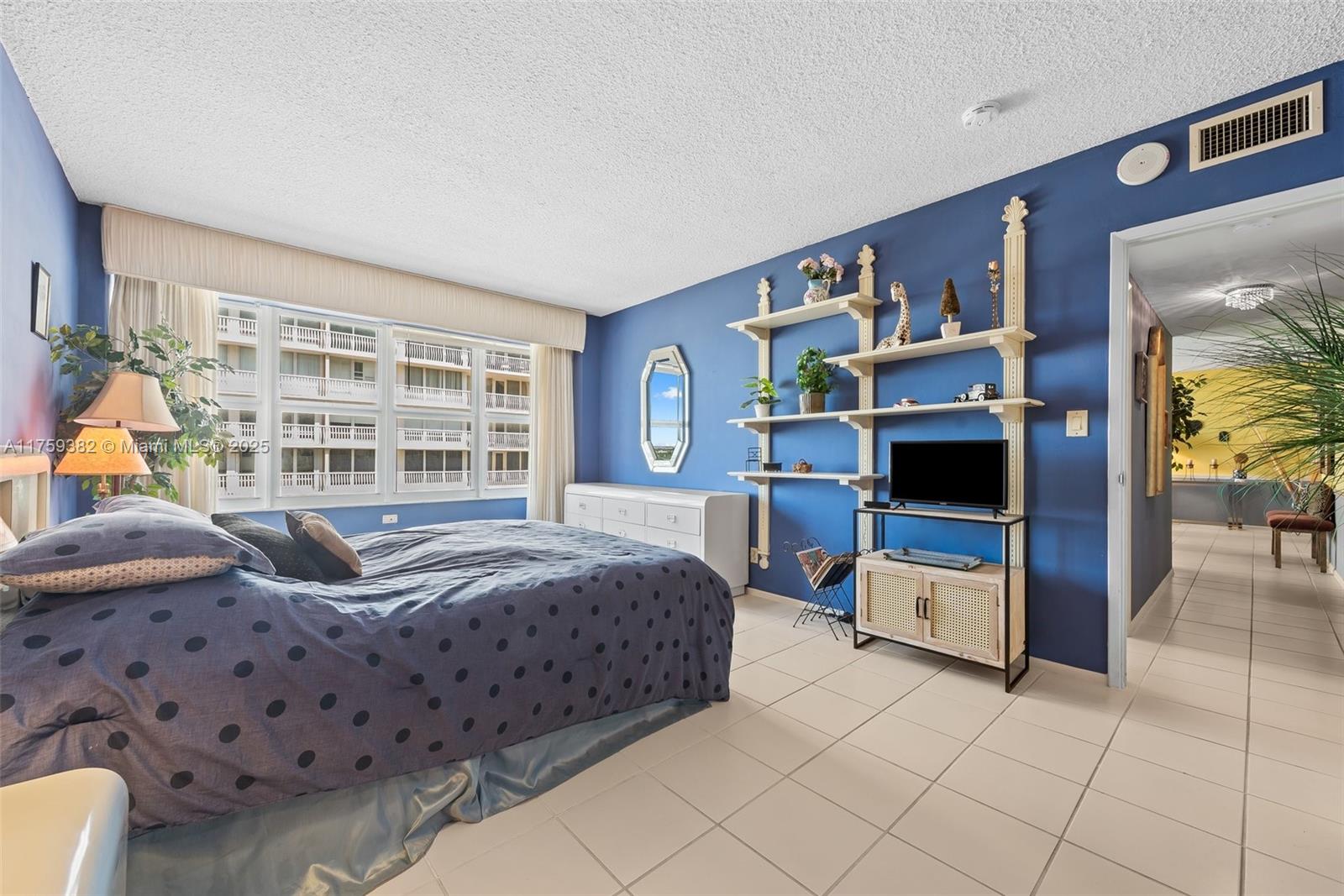 OCEAN SUMMIT CONDO - Residential