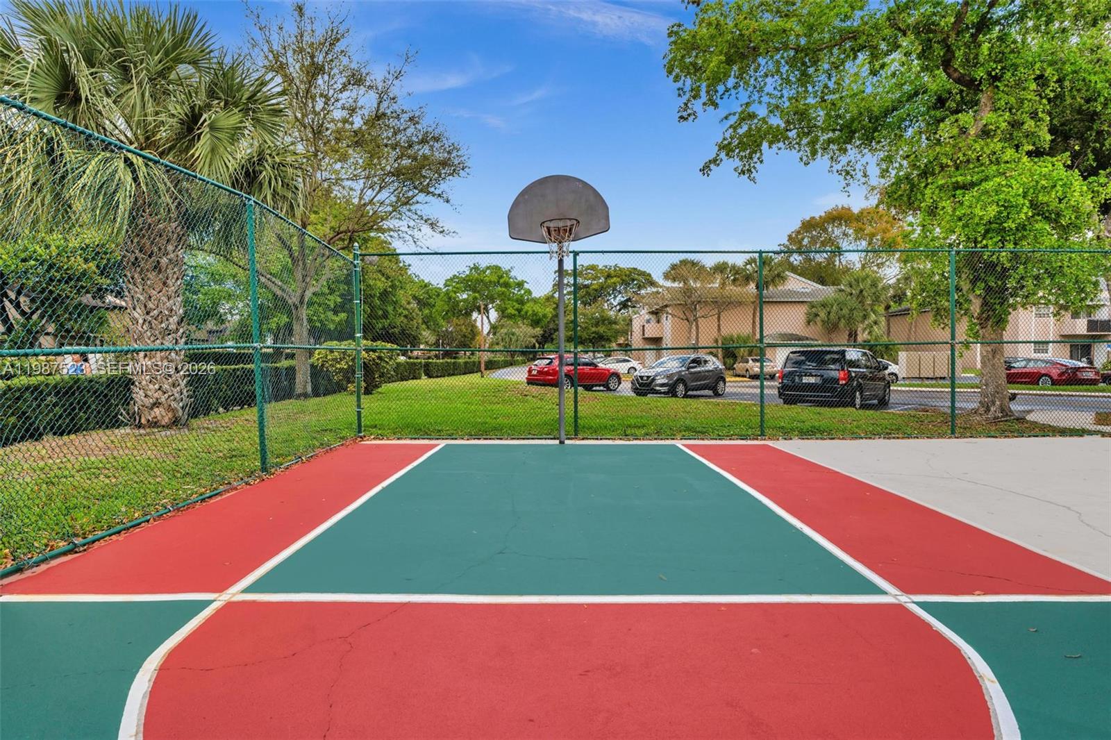 REFLECTIONS AT PEMBROKE P - Residential Lease