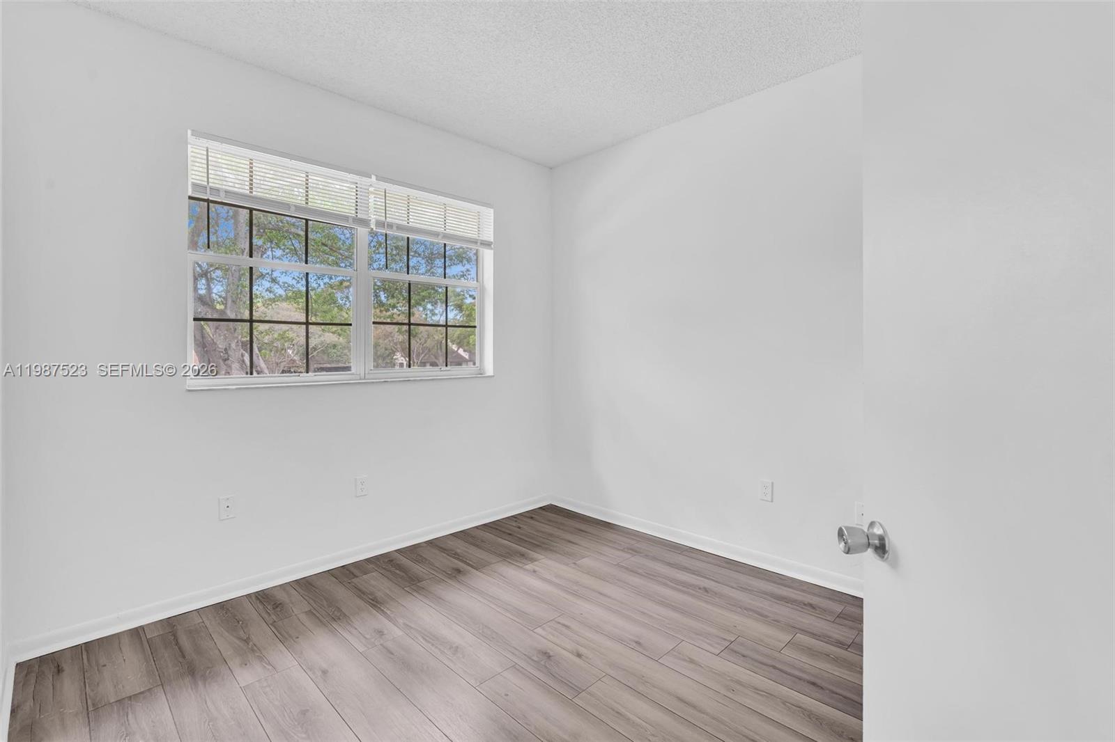 REFLECTIONS AT PEMBROKE P - Residential Lease