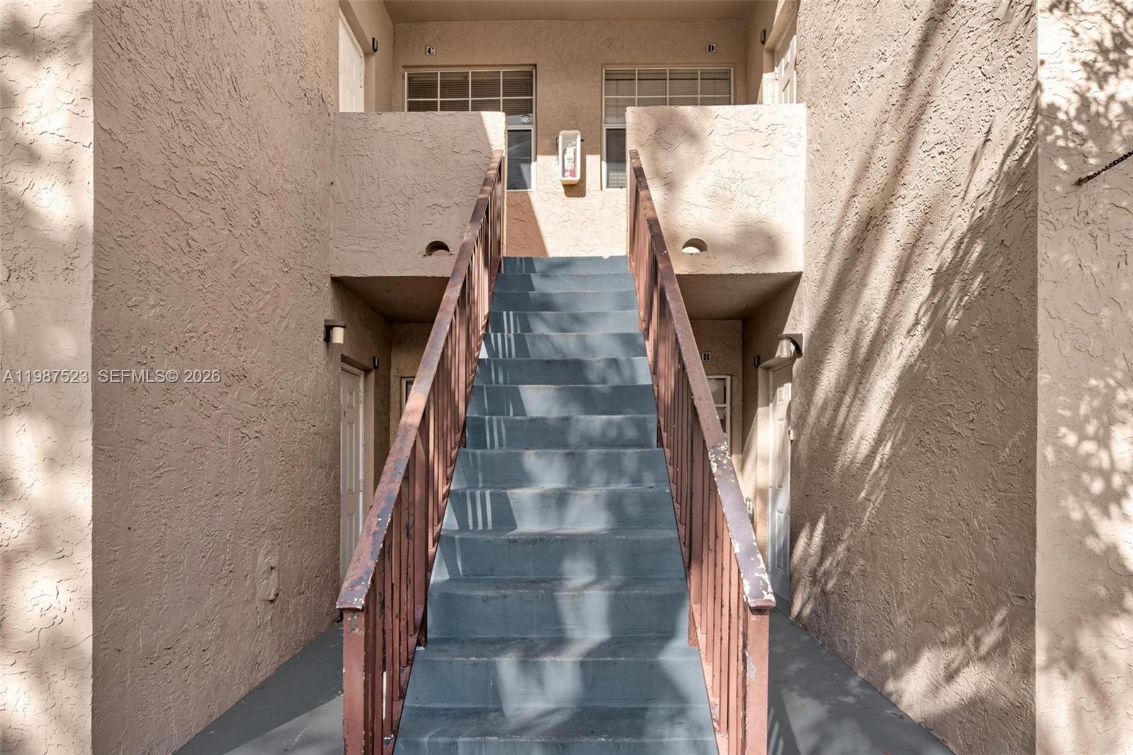 REFLECTIONS AT PEMBROKE P - Residential Lease