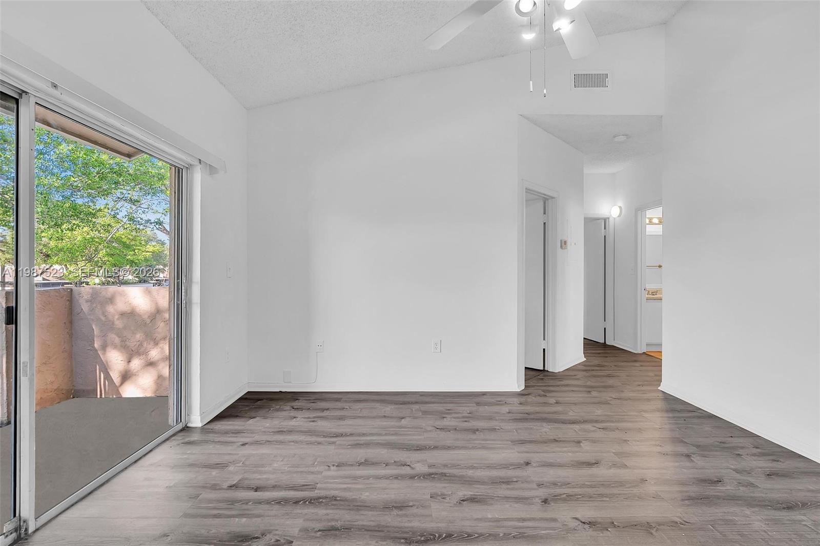 REFLECTIONS AT PEMBROKE P - Residential Lease