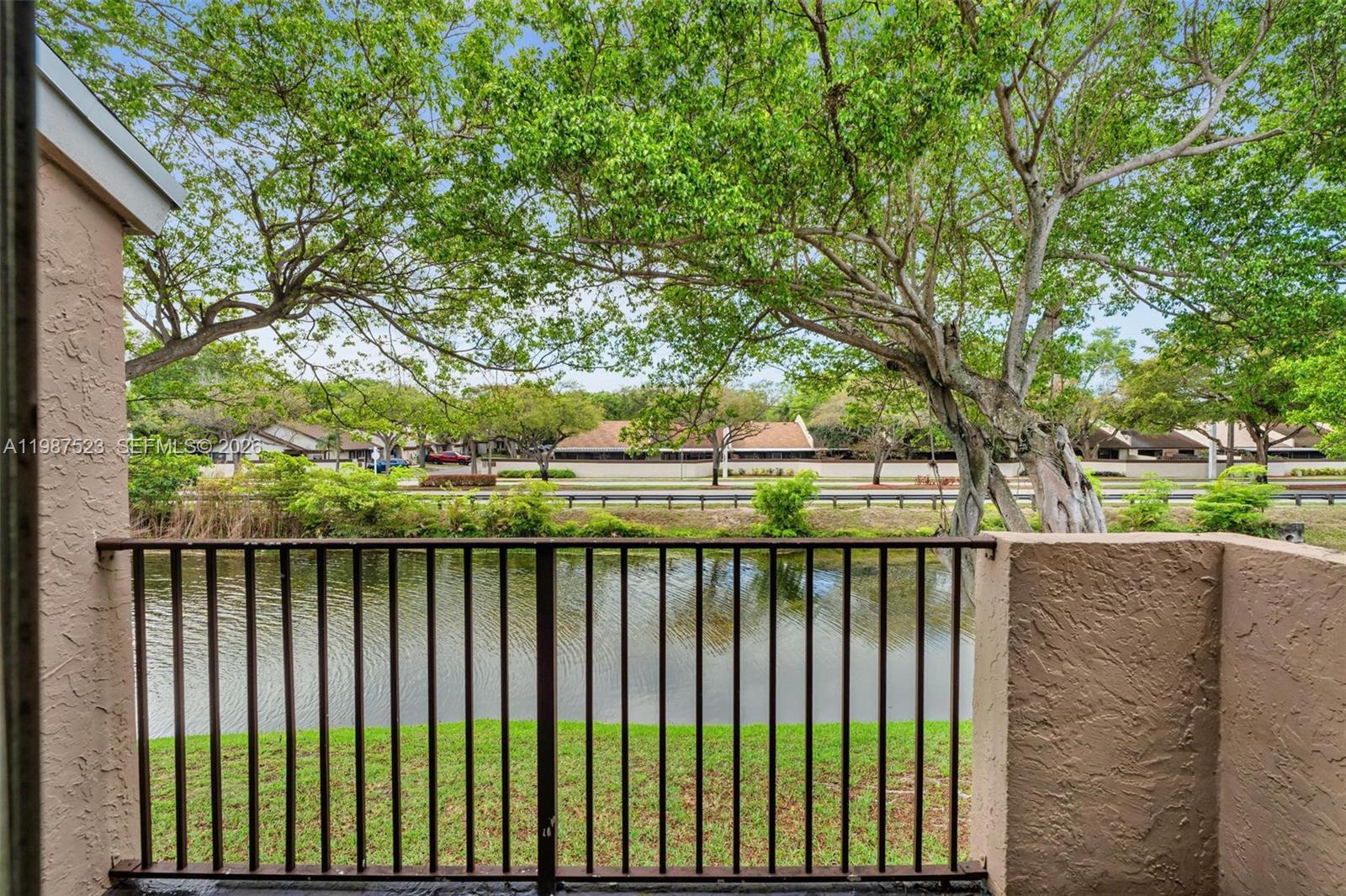 REFLECTIONS AT PEMBROKE P - Residential Lease