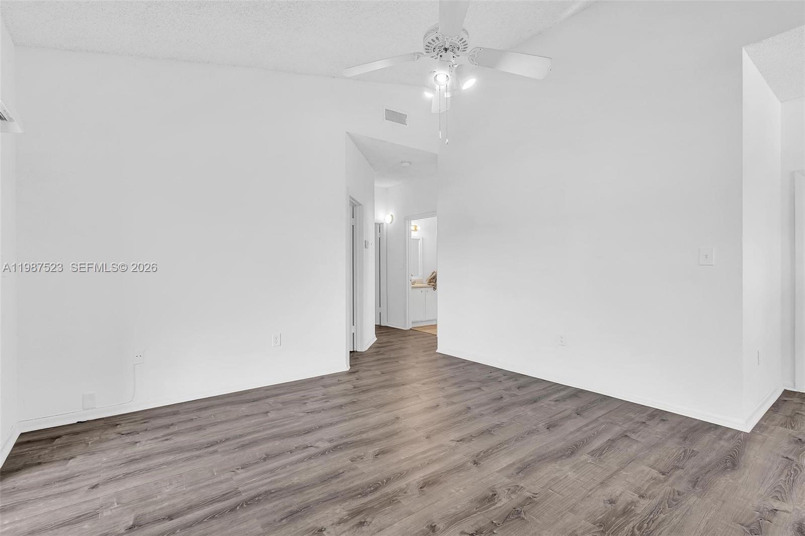 REFLECTIONS AT PEMBROKE P - Residential Lease