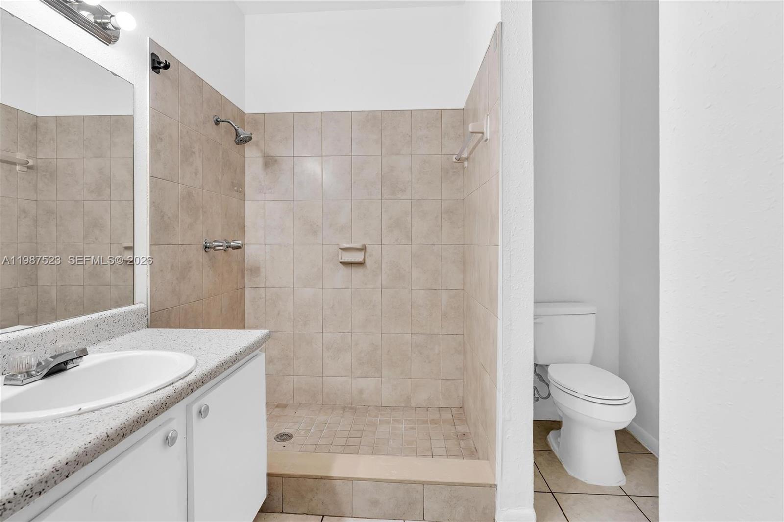 REFLECTIONS AT PEMBROKE P - Residential Lease