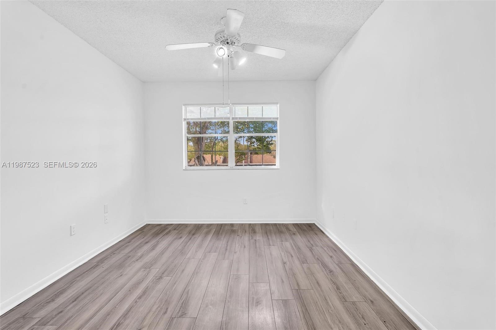 REFLECTIONS AT PEMBROKE P - Residential Lease