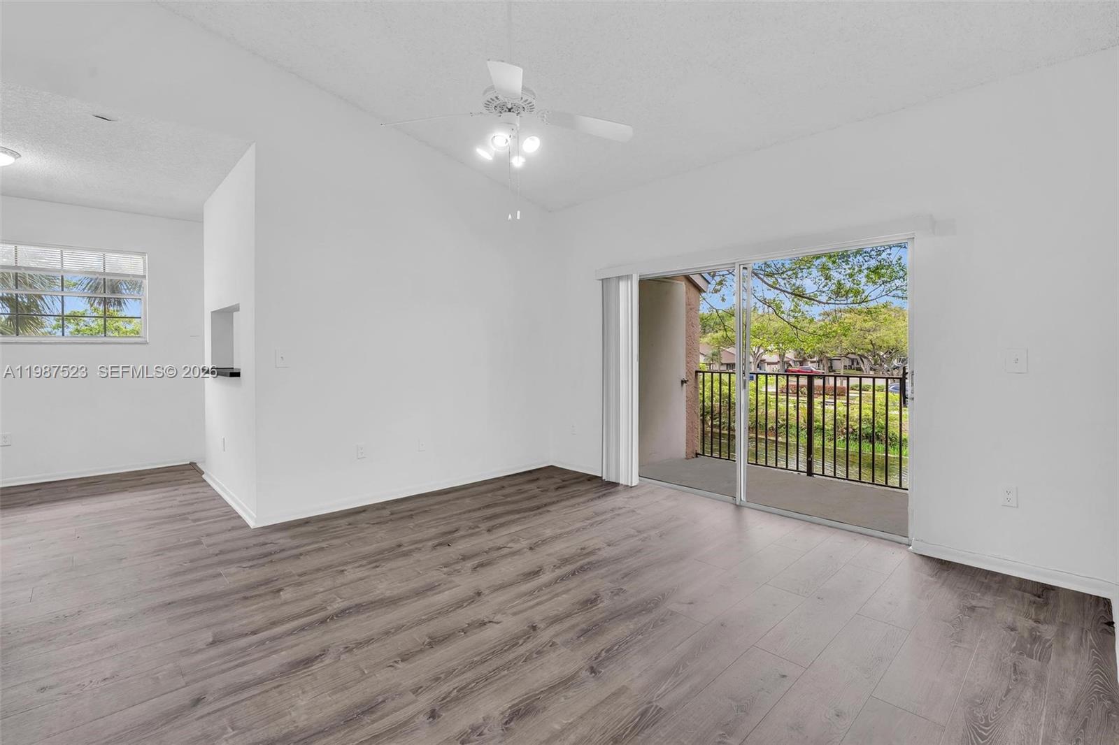 REFLECTIONS AT PEMBROKE P - Residential Lease