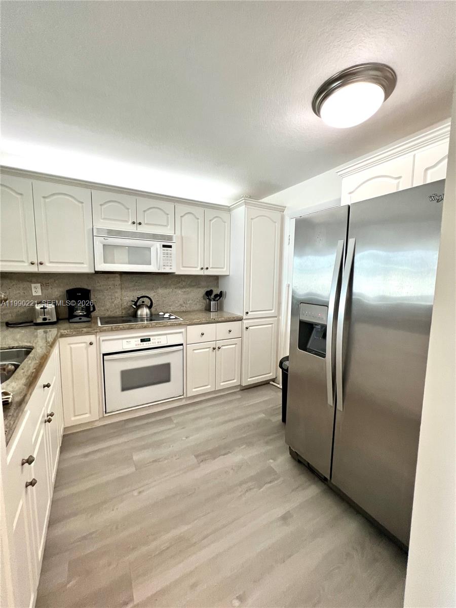 HARDING HALL CONDOMINIUM - Residential