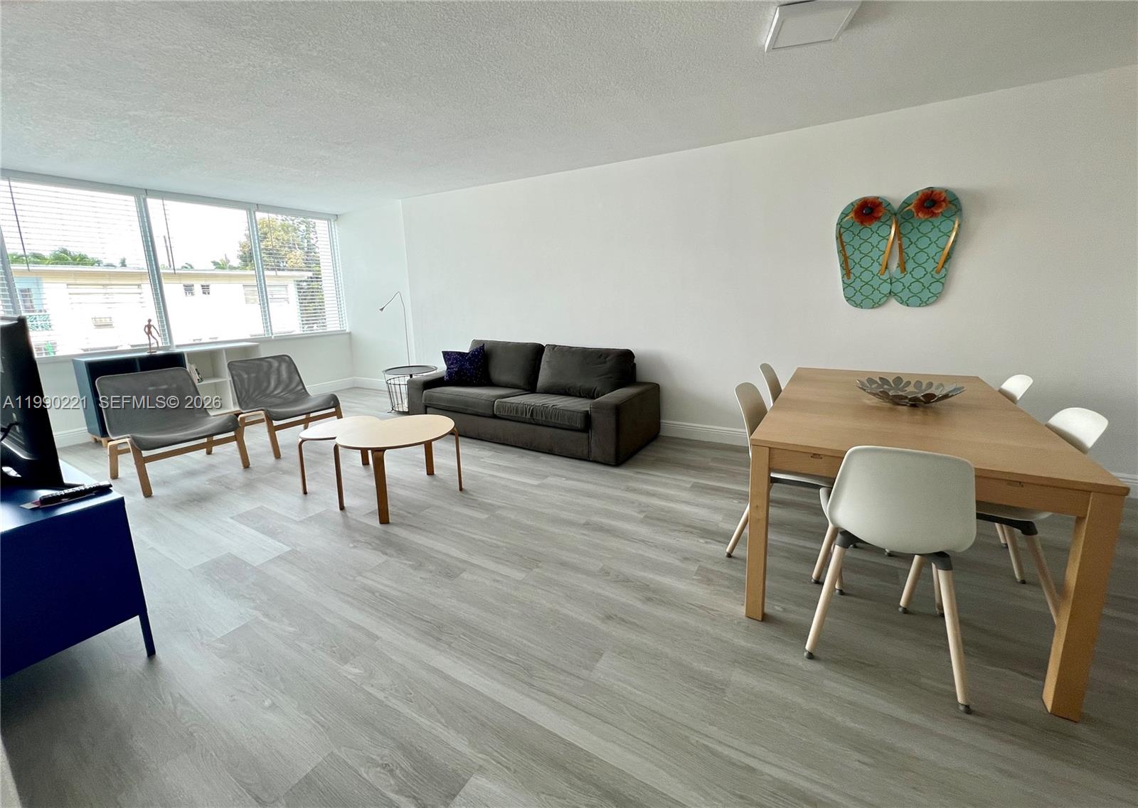 HARDING HALL CONDOMINIUM - Residential