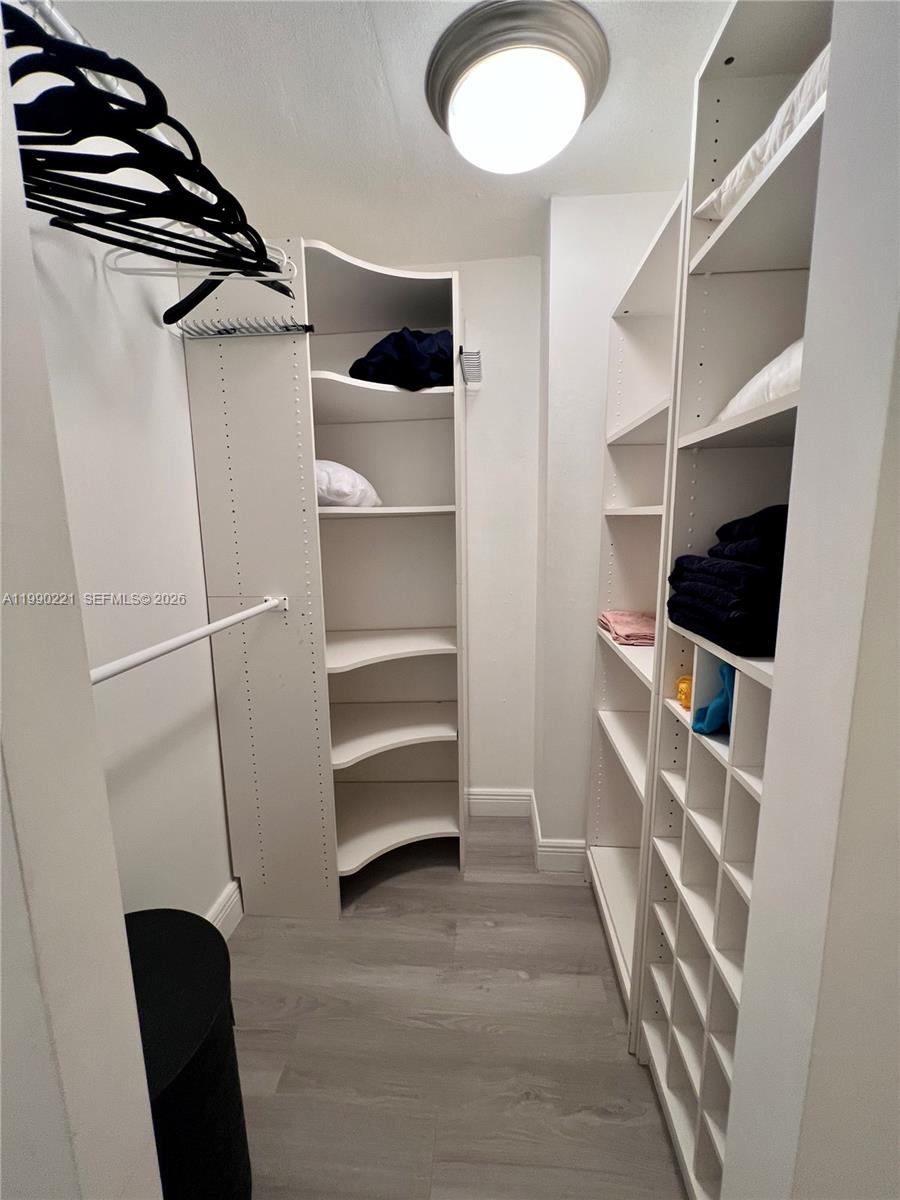 HARDING HALL CONDOMINIUM - Residential