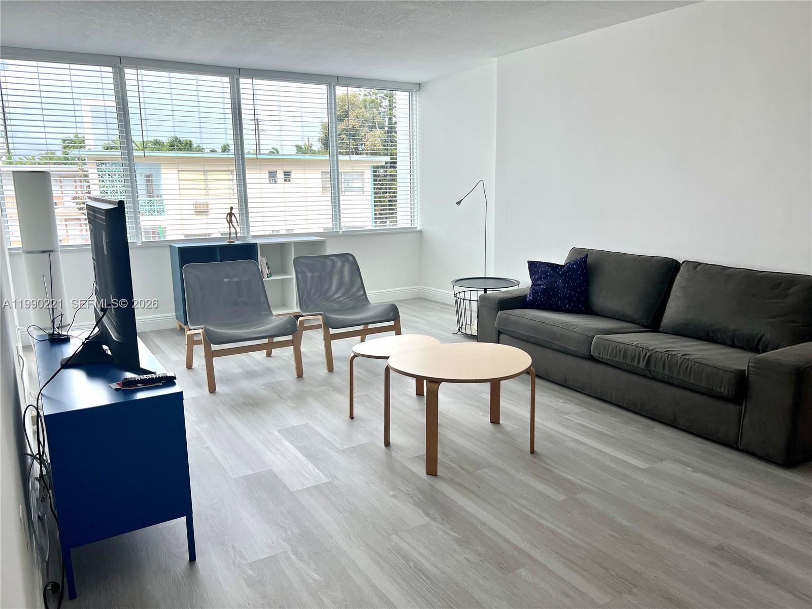 HARDING HALL CONDOMINIUM - Residential