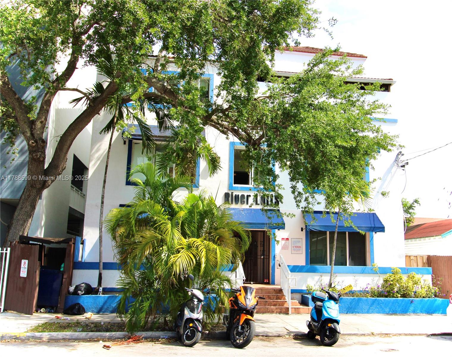 Property for Sale at 1021 Nw 3rd St 201, Miami, Broward County, Florida - Bedrooms: 2 
Bathrooms: 1  - $165,000