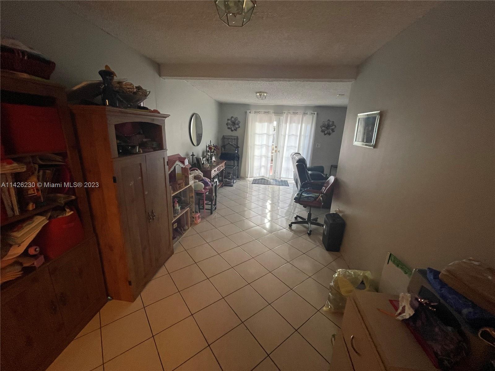 MICHELLE JARDINS - Residential