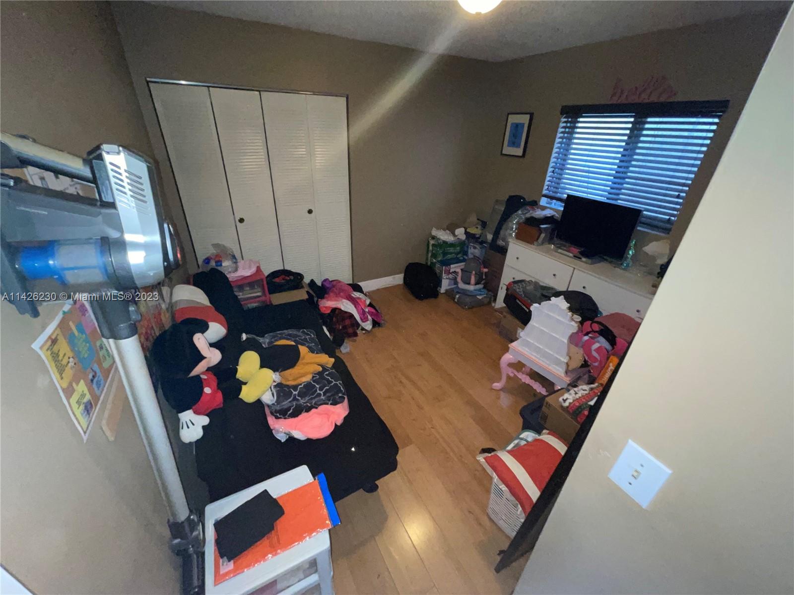 MICHELLE JARDINS - Residential