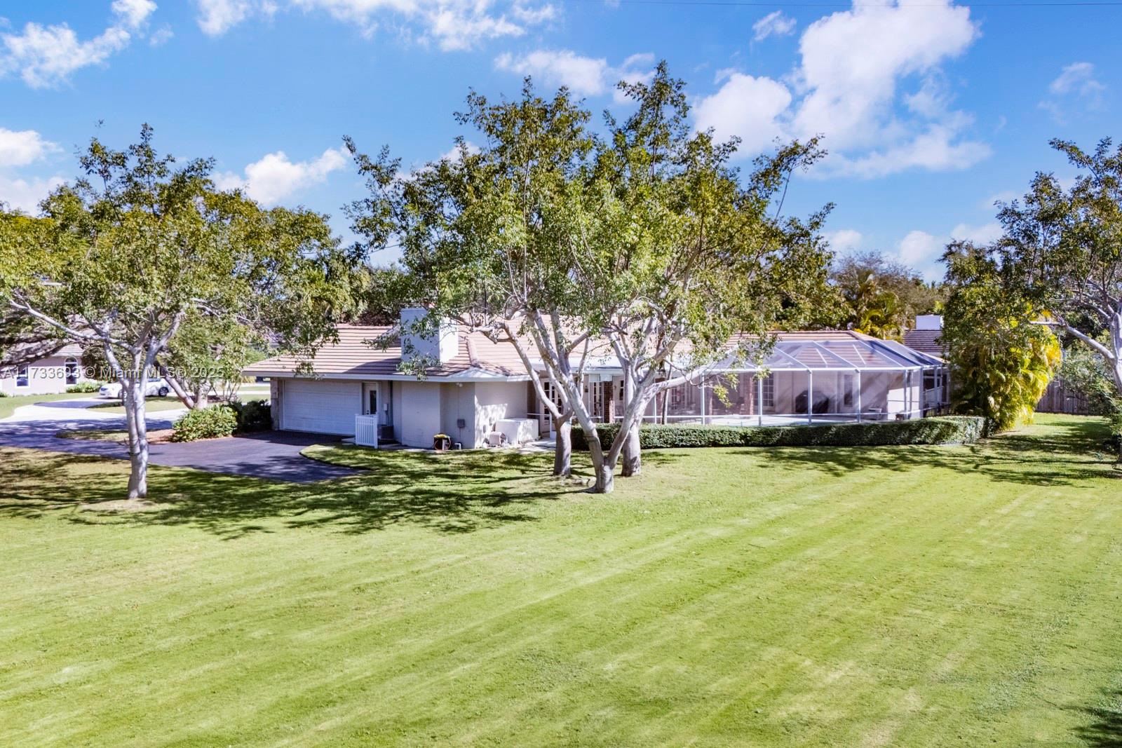 KINGS BAY PINES - Residential