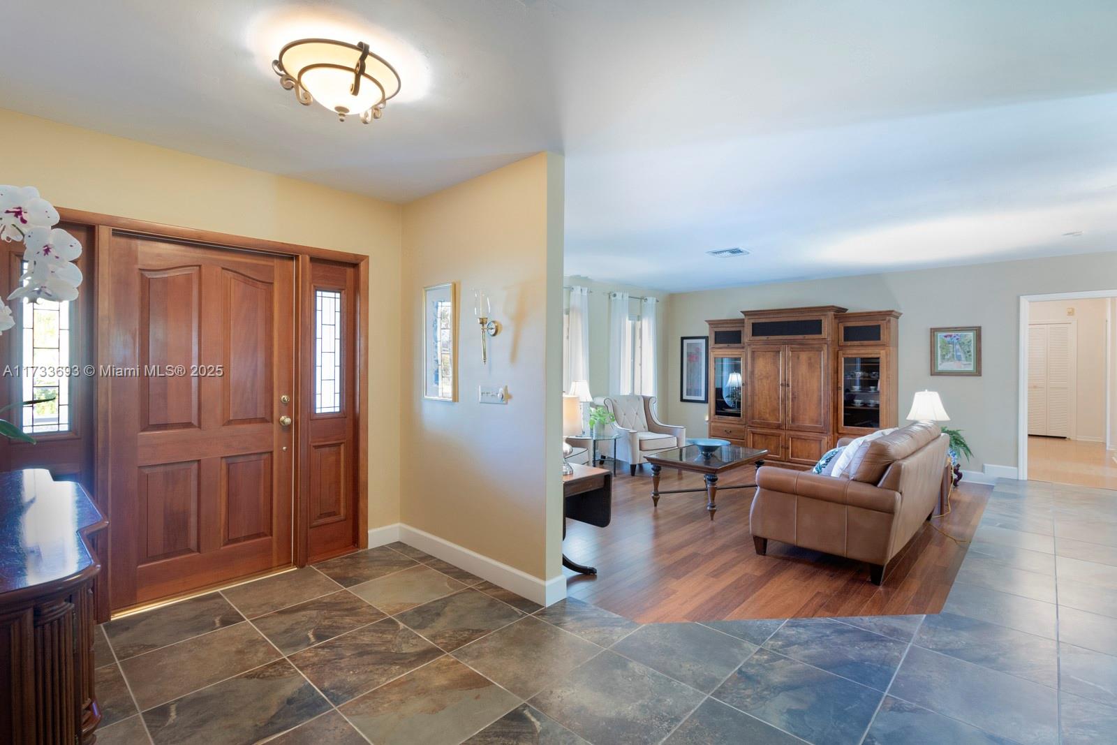 KINGS BAY PINES - Residential