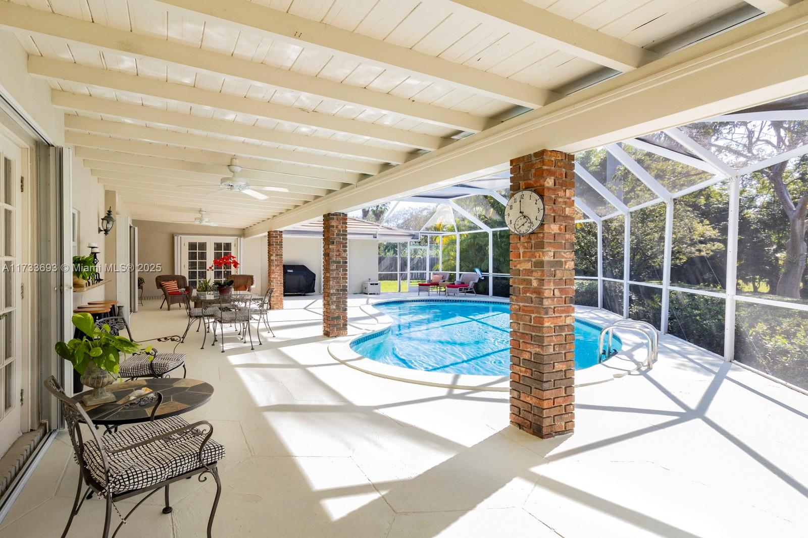 KINGS BAY PINES - Residential