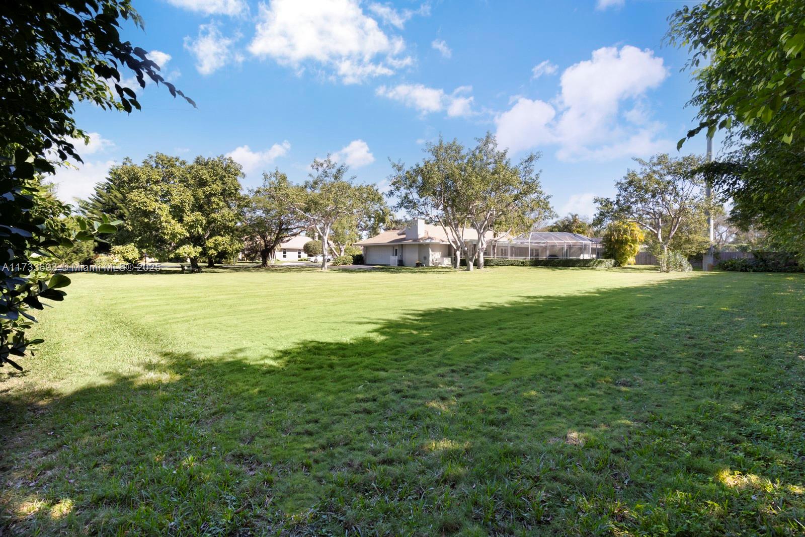 KINGS BAY PINES - Residential