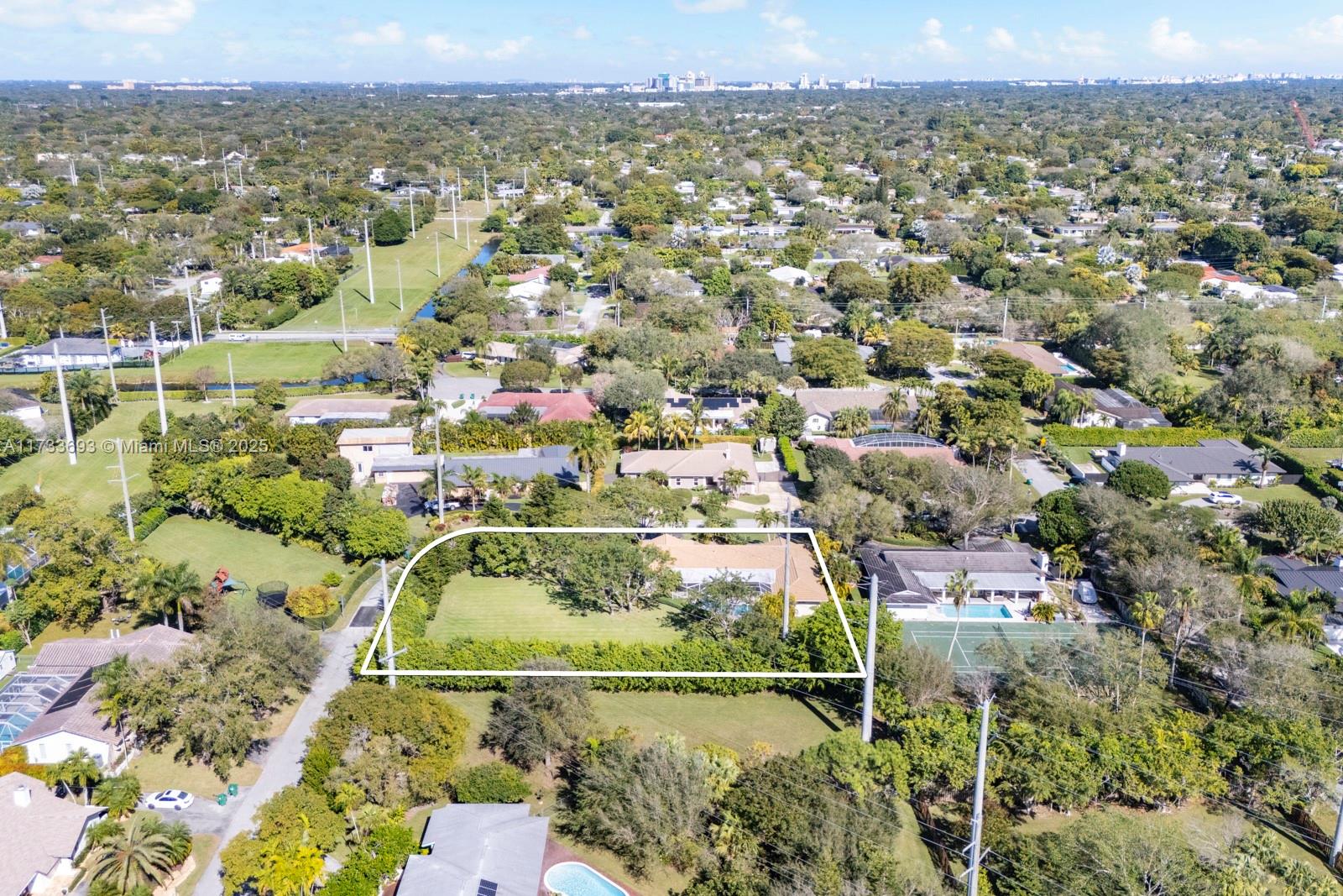 KINGS BAY PINES - Residential