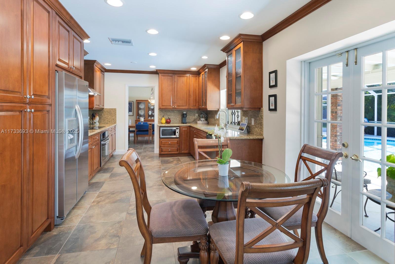 KINGS BAY PINES - Residential