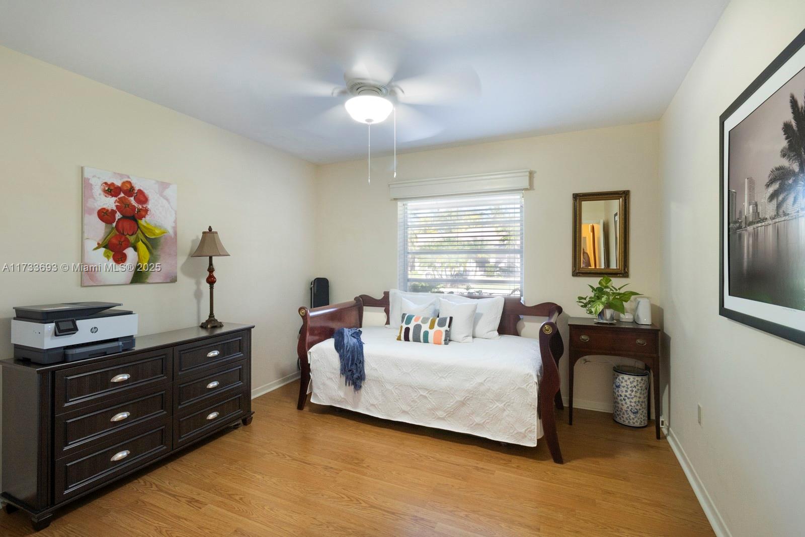 KINGS BAY PINES - Residential