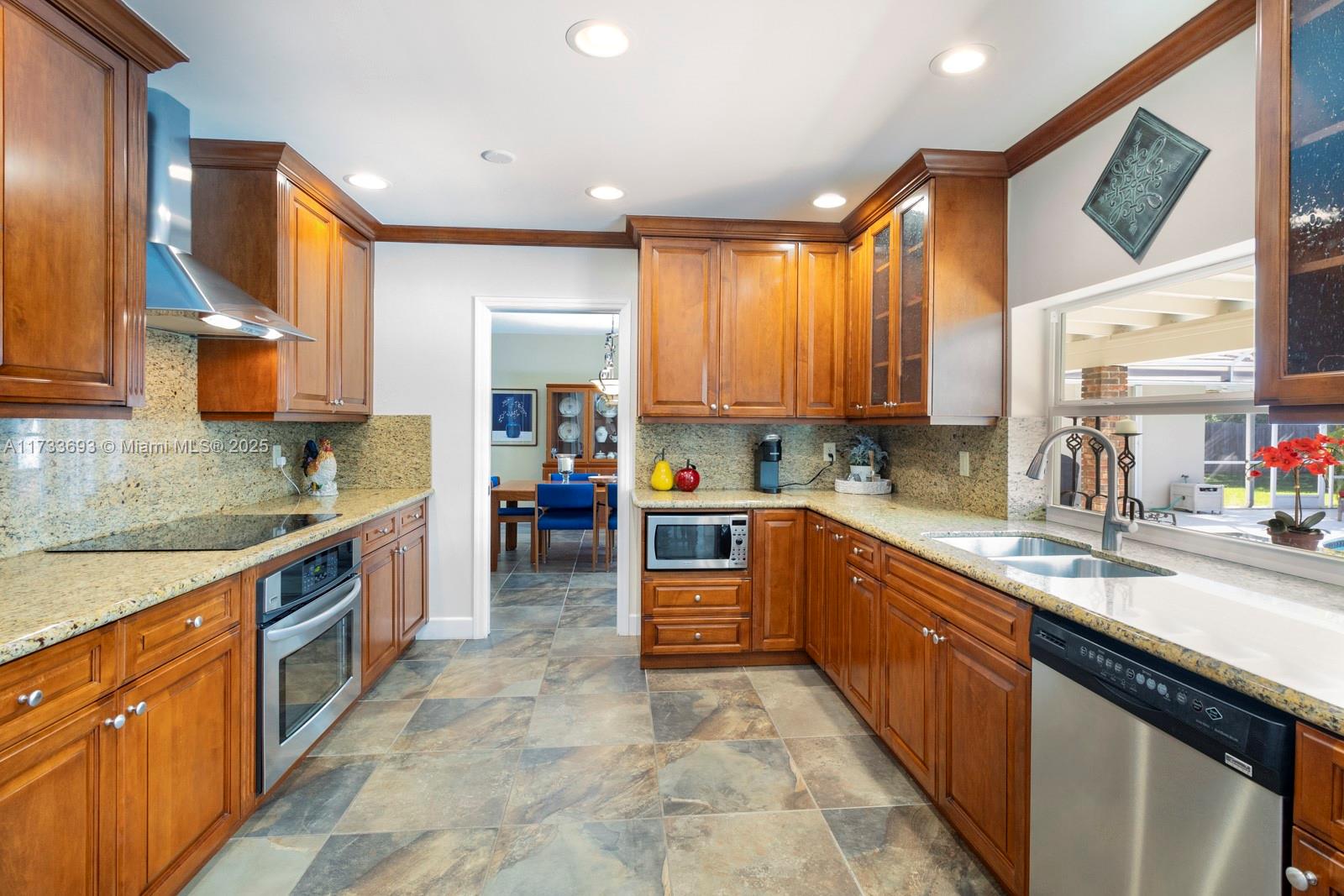 KINGS BAY PINES - Residential