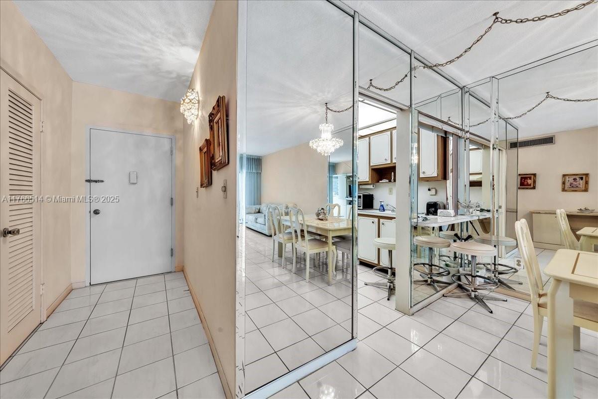 ATTACHE GARDEN APARTMENTS - Residential