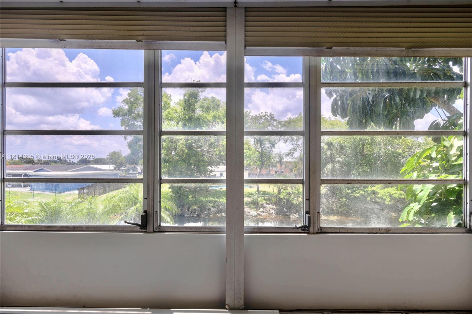 ROYAL PARK GARDENS III-M - Residential Lease