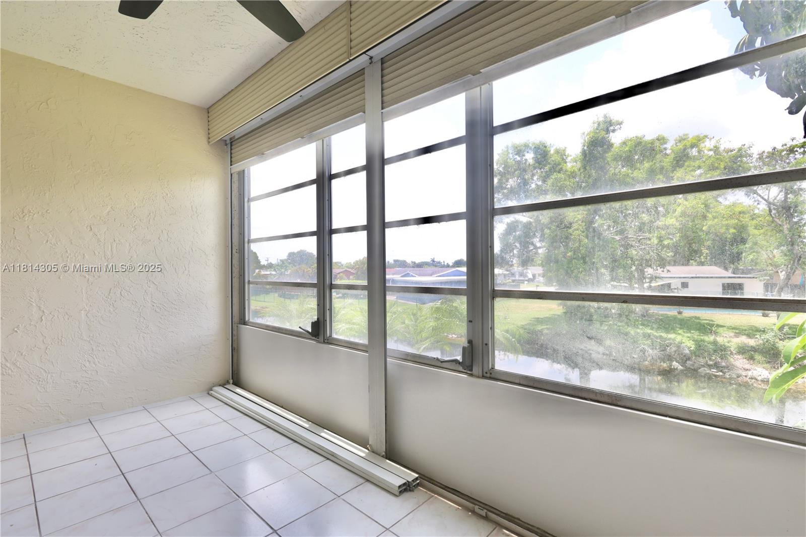 ROYAL PARK GARDENS III-M - Residential Lease