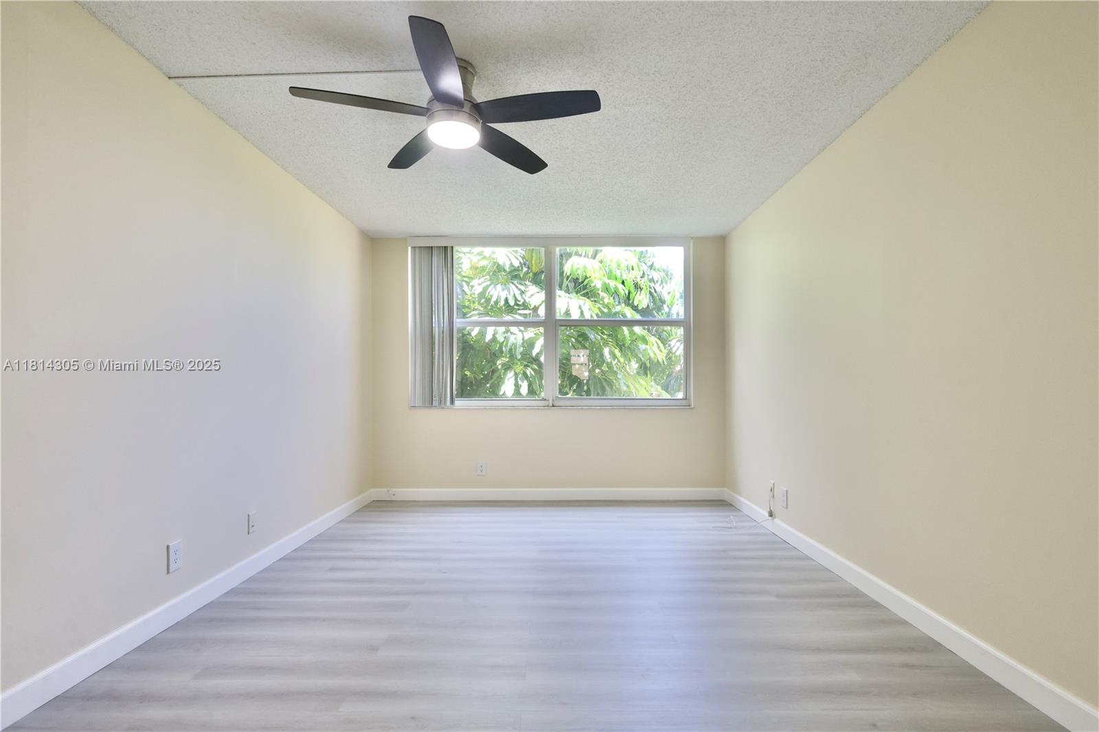 ROYAL PARK GARDENS III-M - Residential Lease