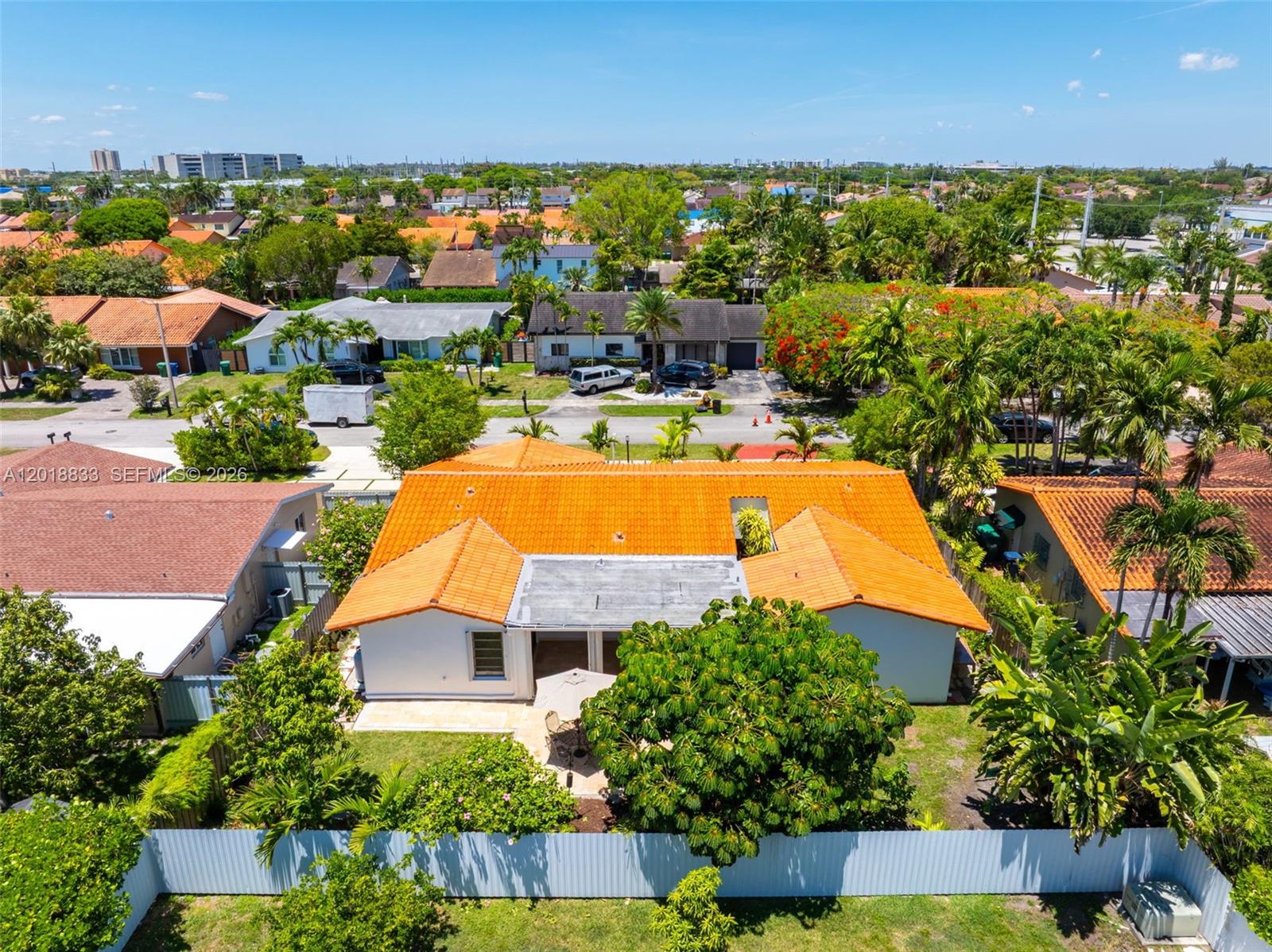 FLORAL GARDENS - Residential