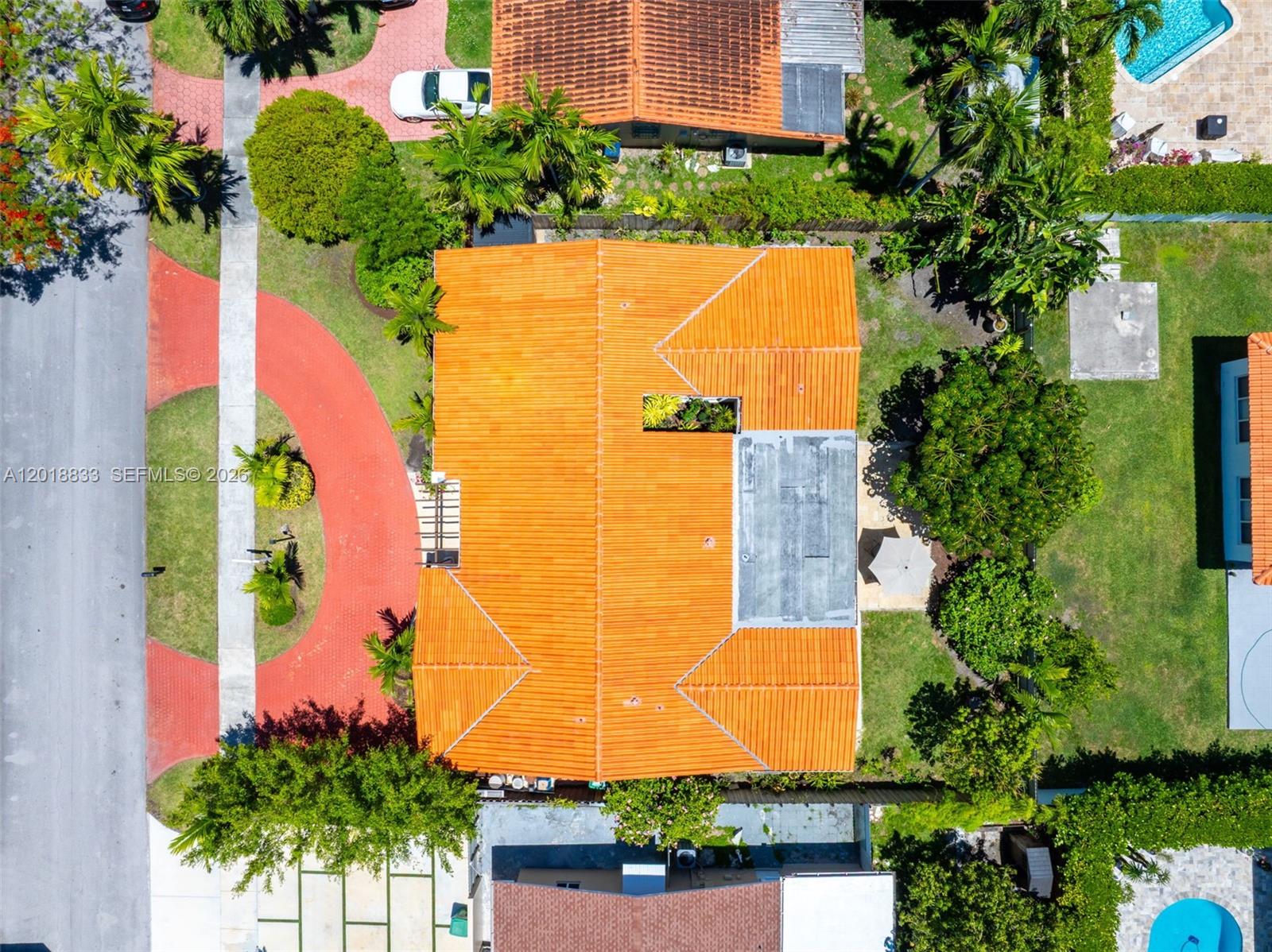 FLORAL GARDENS - Residential