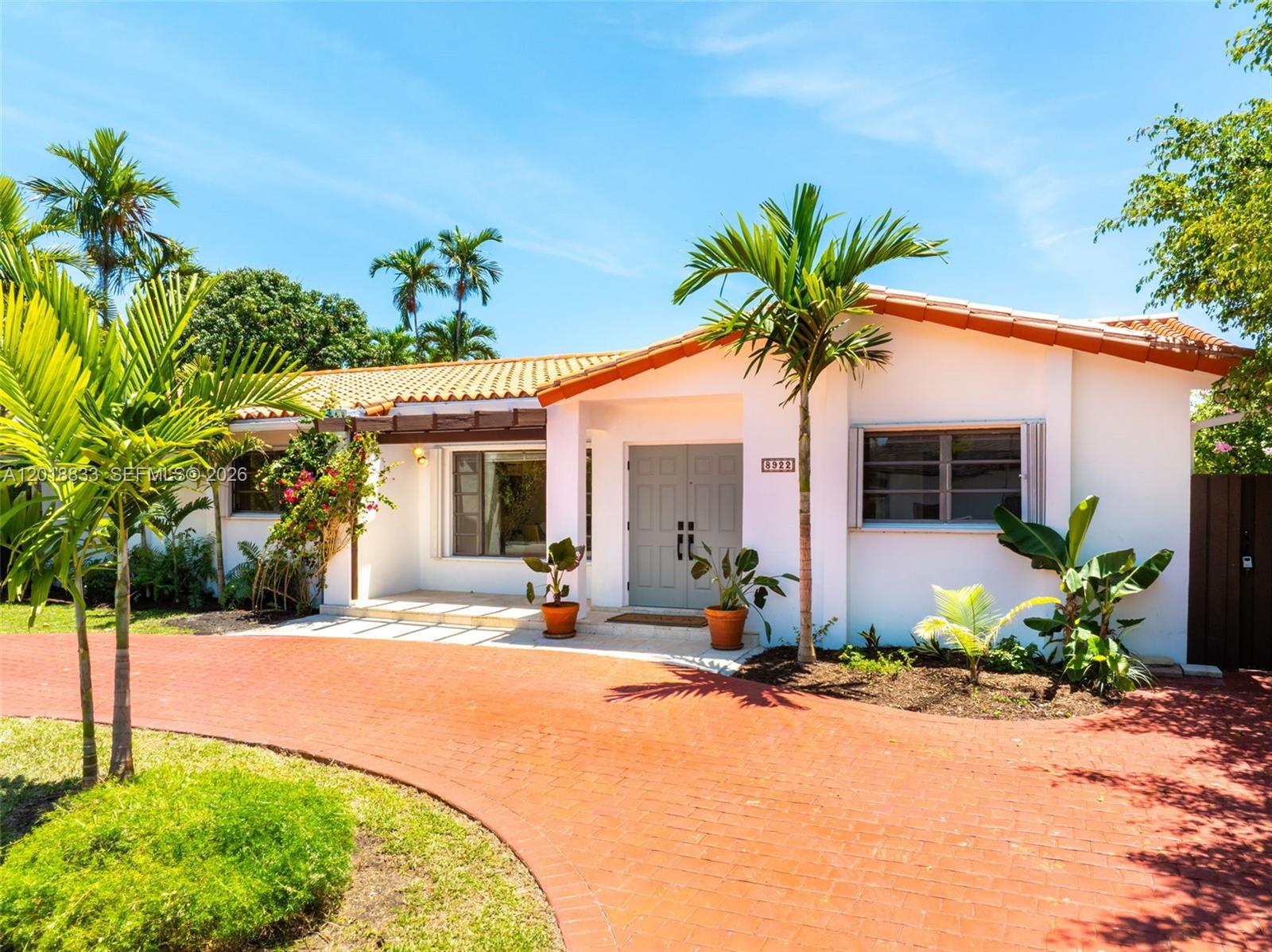 FLORAL GARDENS - Residential