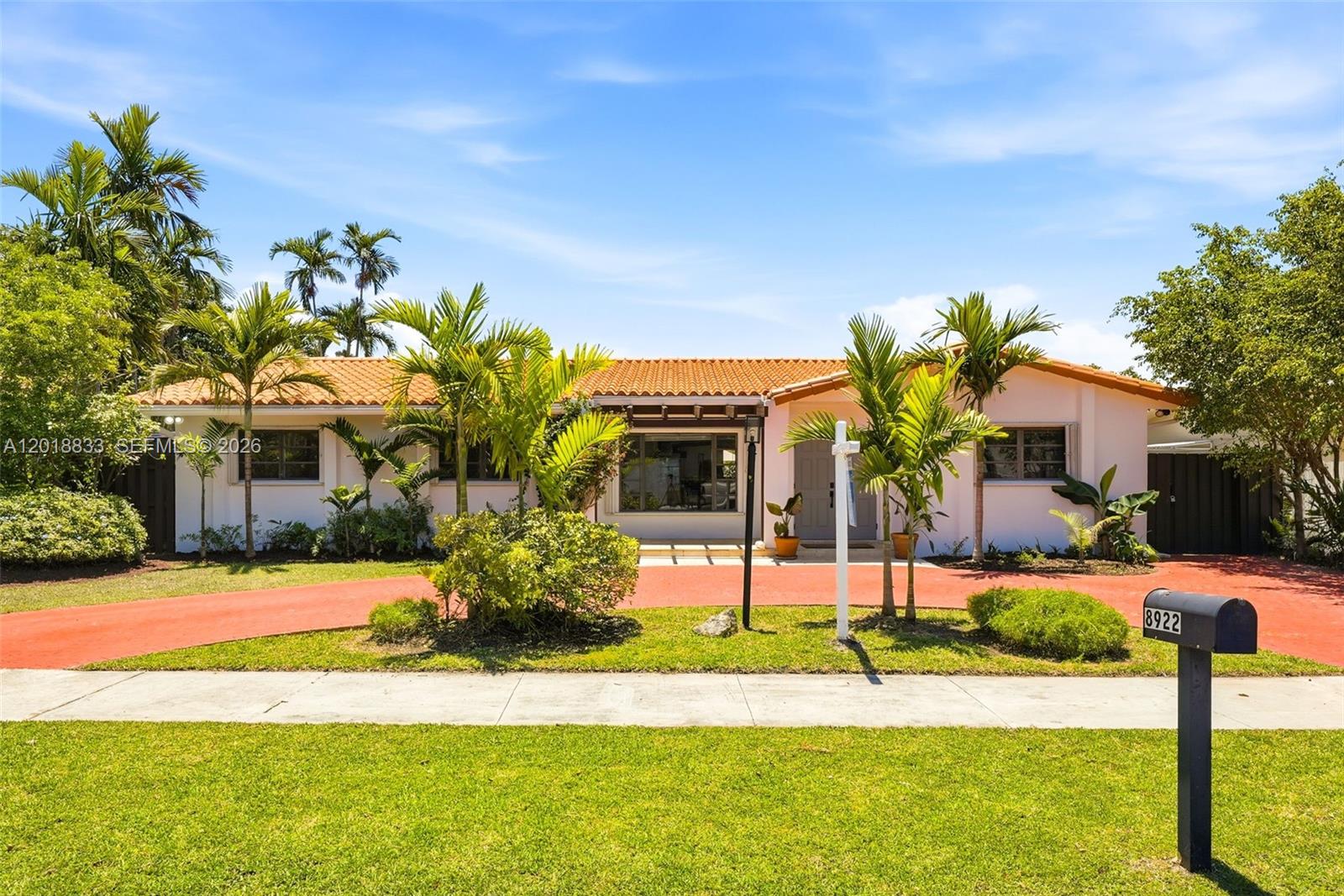 FLORAL GARDENS - Residential