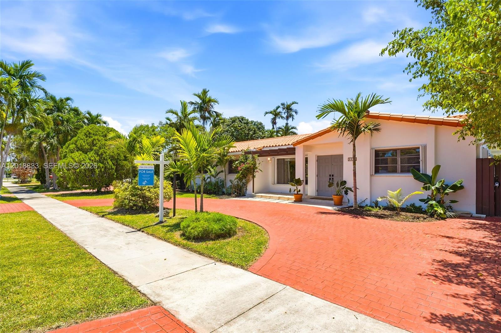 FLORAL GARDENS - Residential