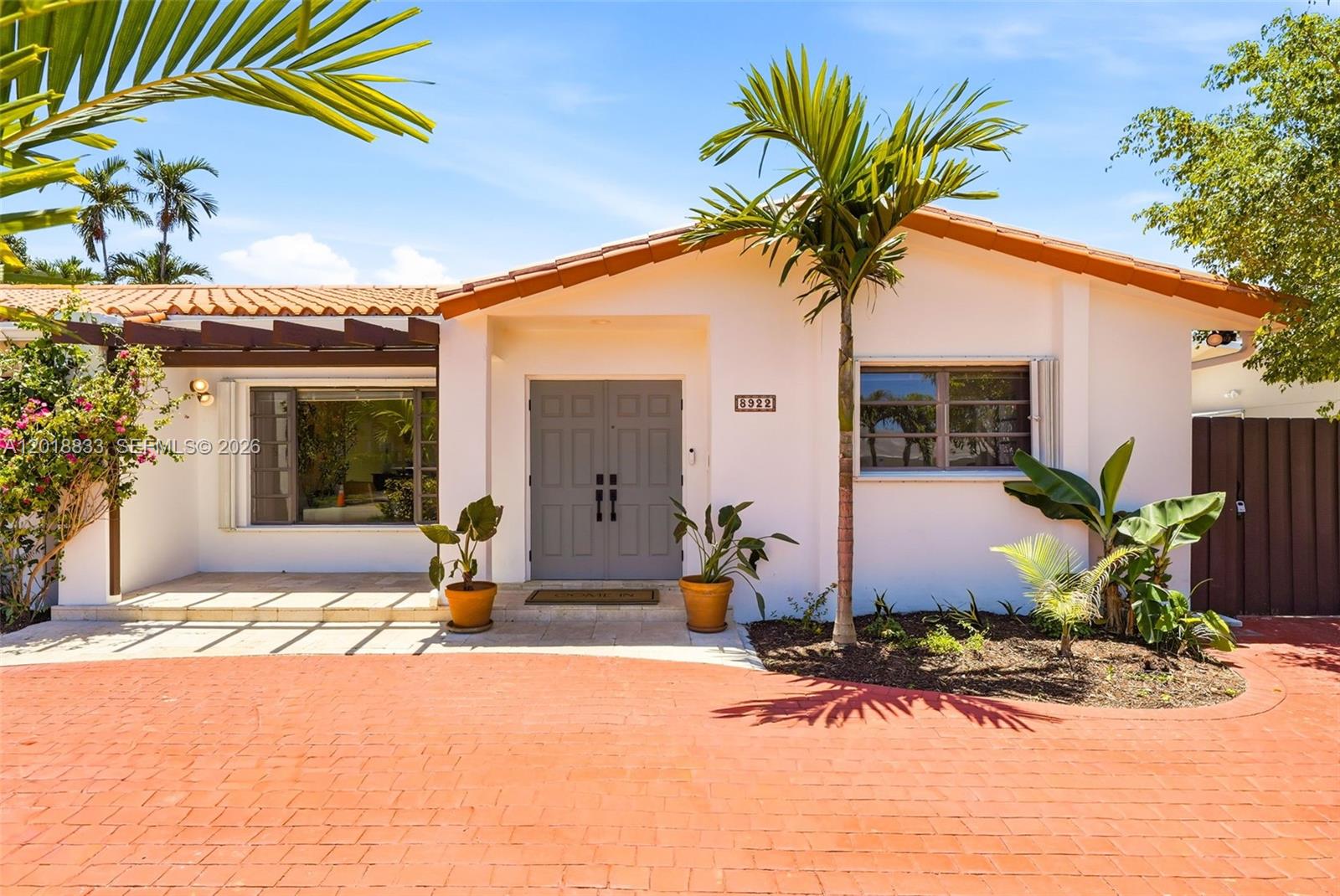 FLORAL GARDENS - Residential