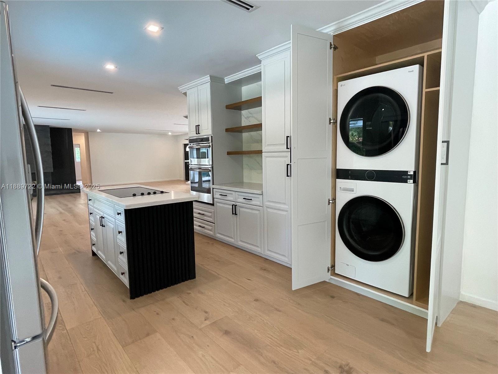 ROYAL PALM HARBOR 1ST ADD - Residential Lease