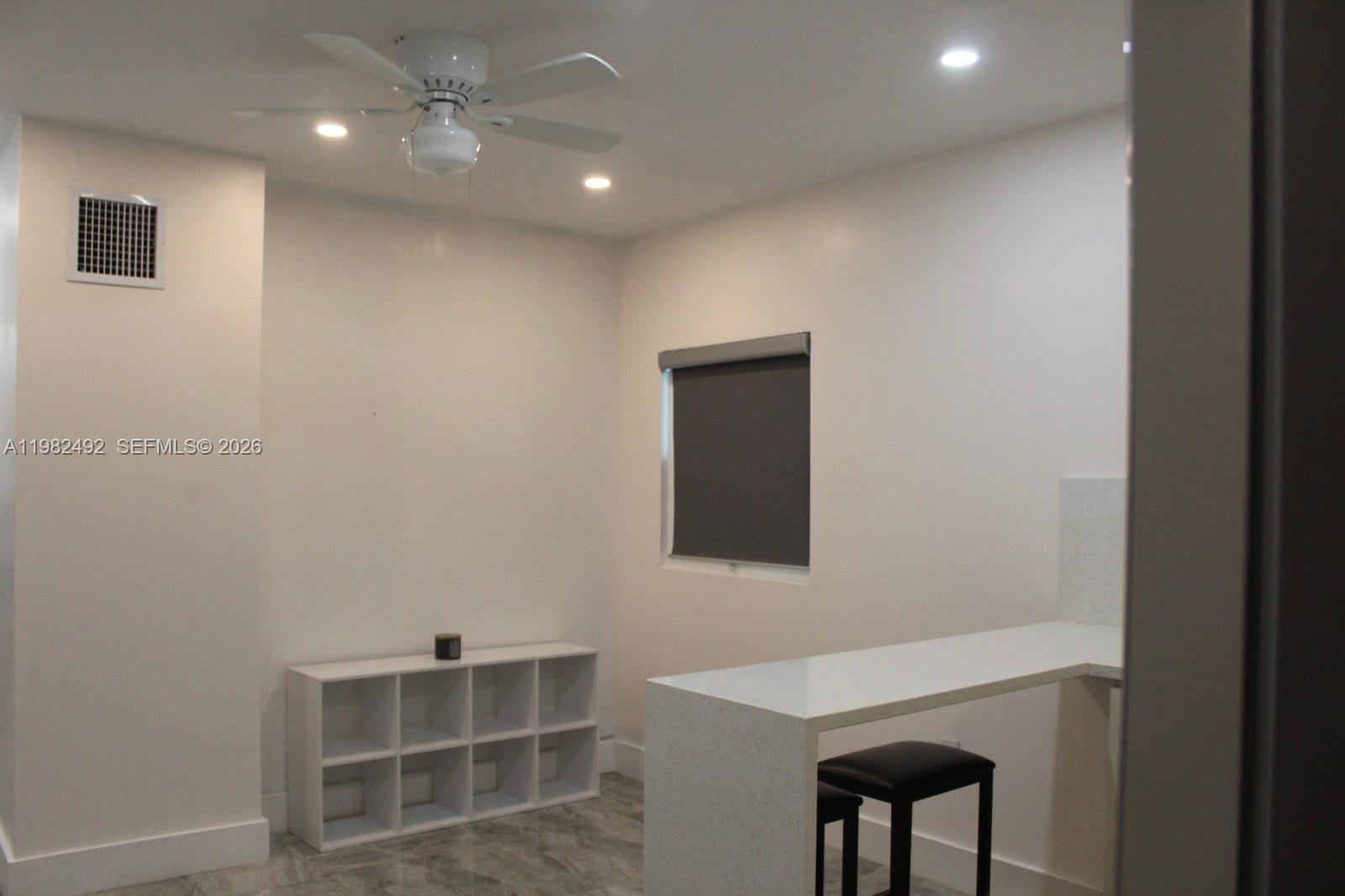 HAVEN LAKE PARK - Residential