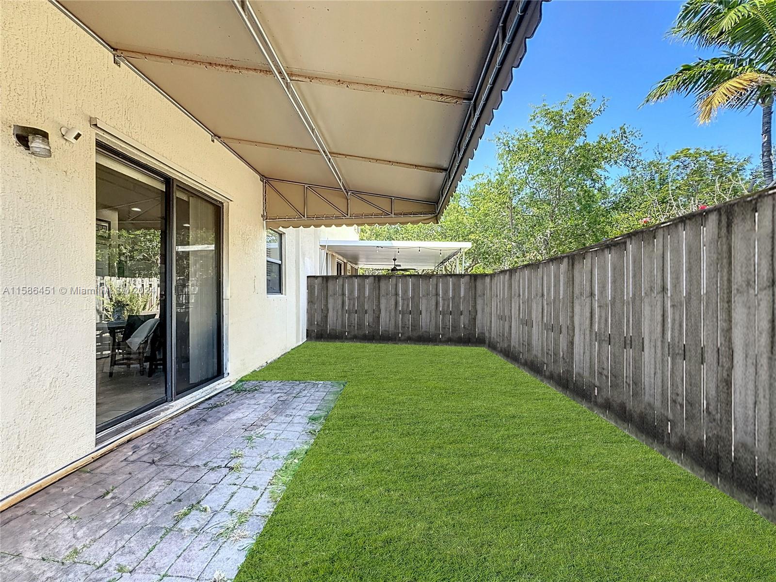SILVER PALM EAST SEC TWO - Residential