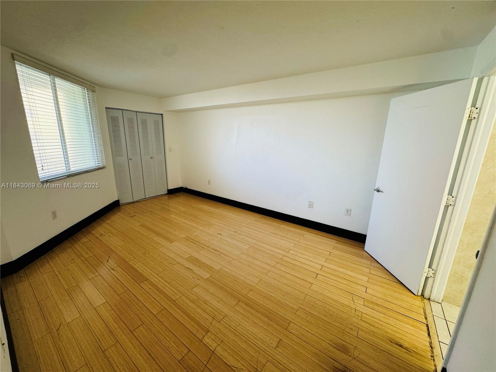 SAN LORENZO CONDO - Residential