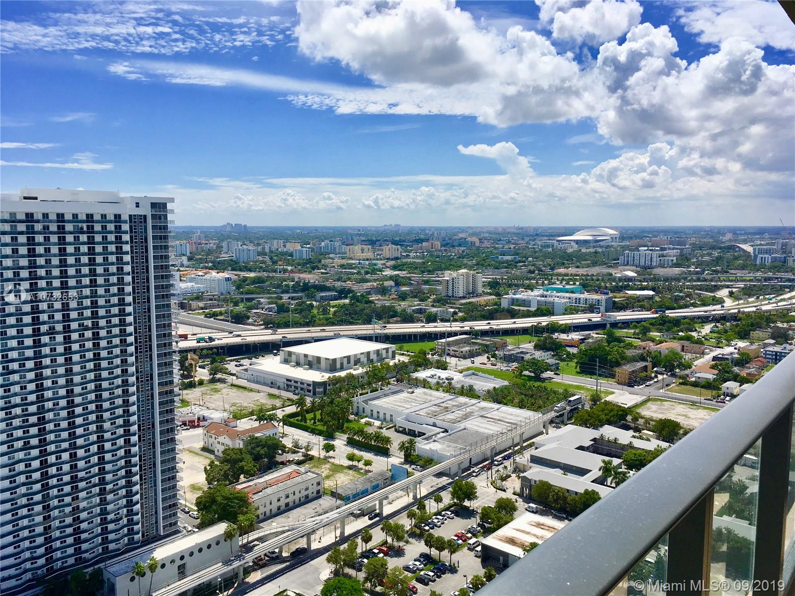 CANVAS CONDO - Residential Lease