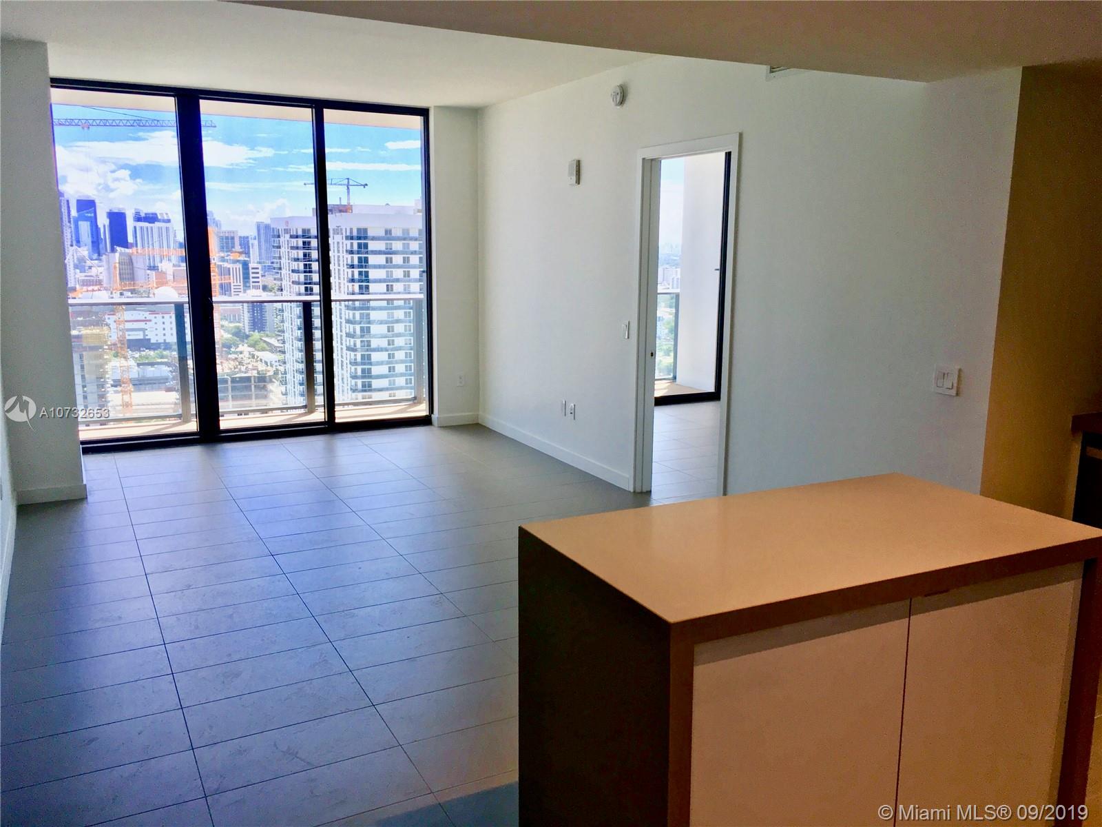 CANVAS CONDO - Residential Lease