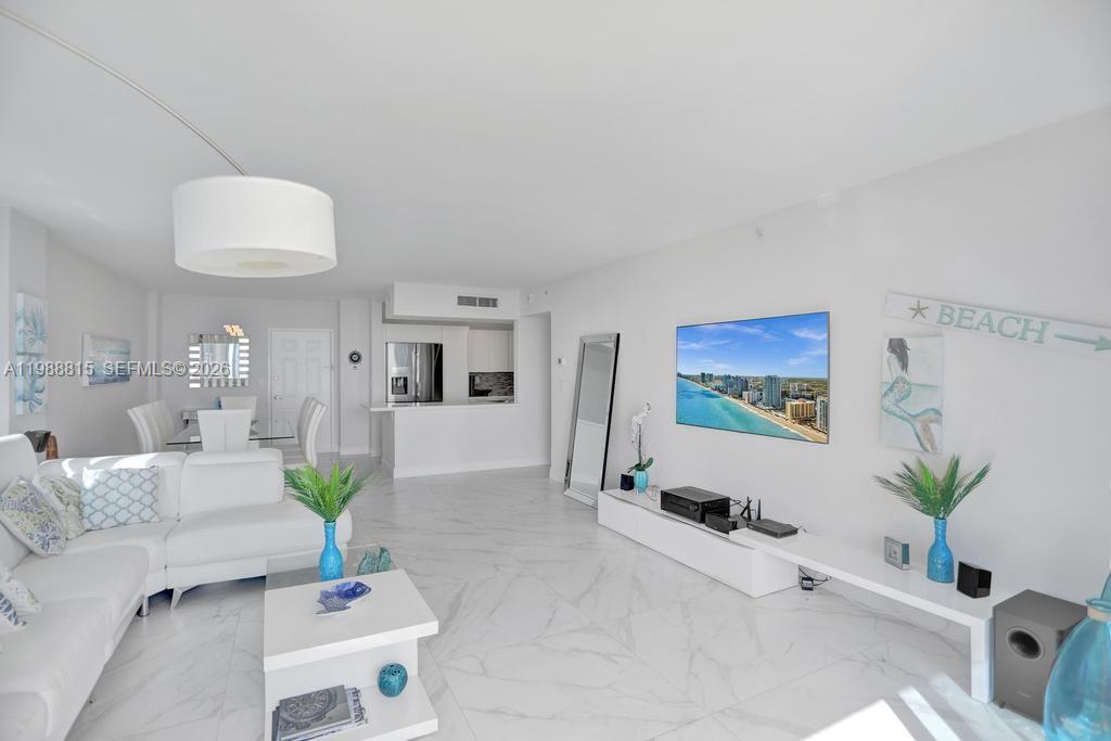 WAVE CONDO - Residential Lease