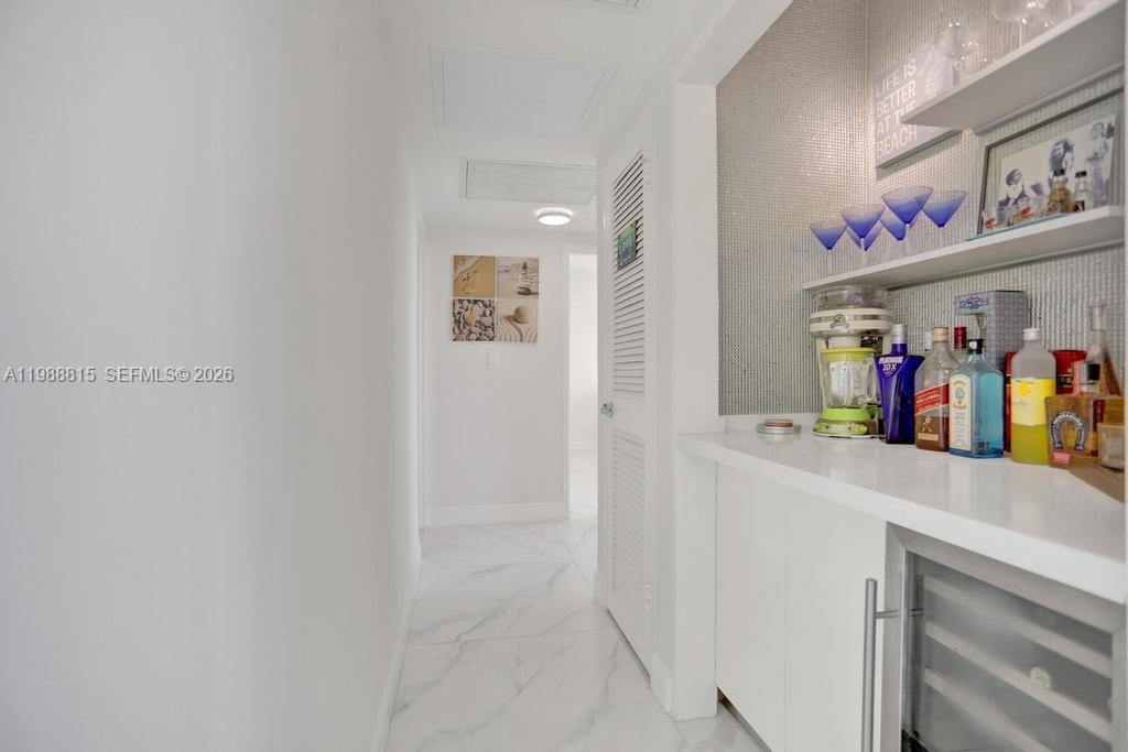 WAVE CONDO - Residential Lease