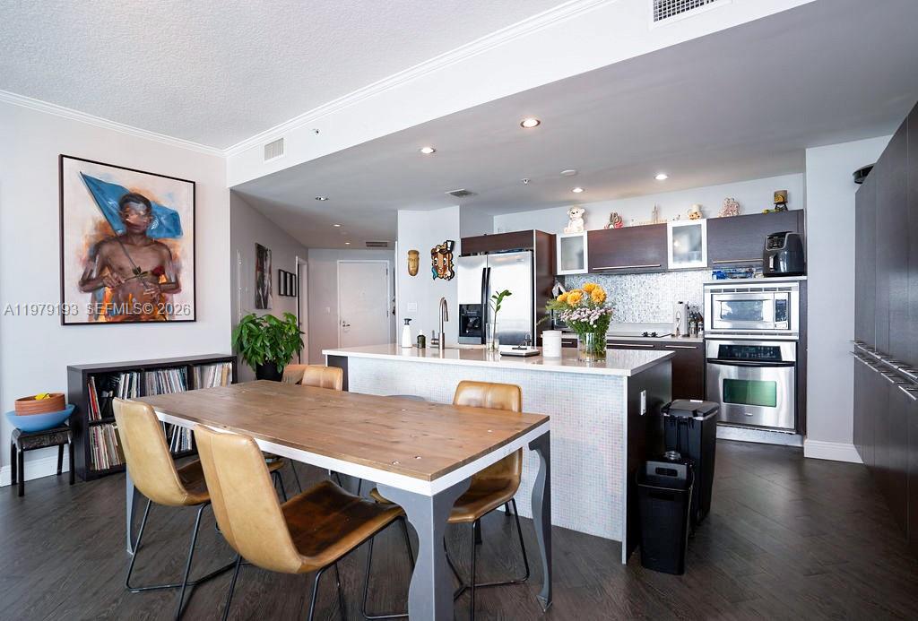 1900 N Bayshore Dr 2018